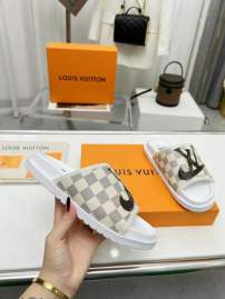 Picture of Louis Vuitton Slippers _SKULVsz35-46mnf03081139